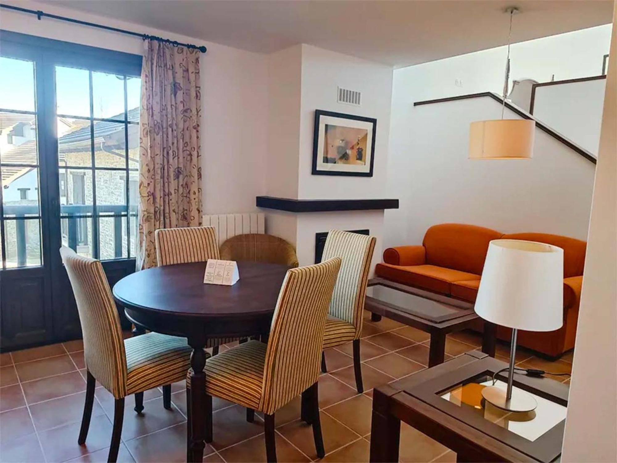 Apartamentos Jaca Badaguas 3000 Dış mekan fotoğraf